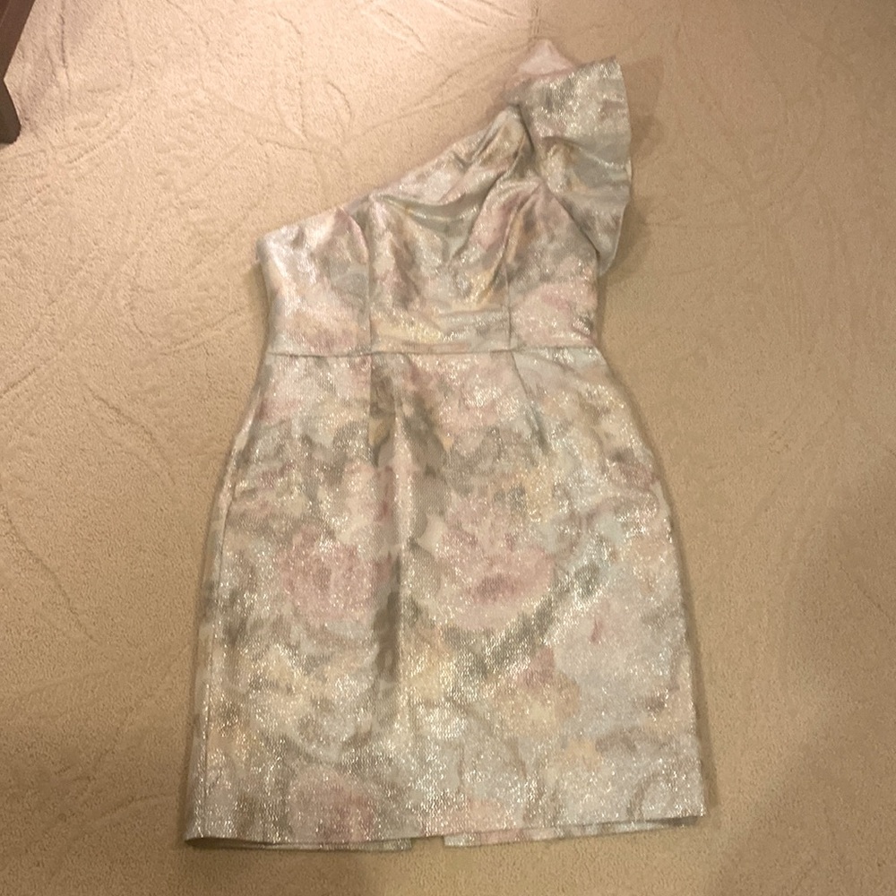 Metallic floral one shoulder dress lined very elegant